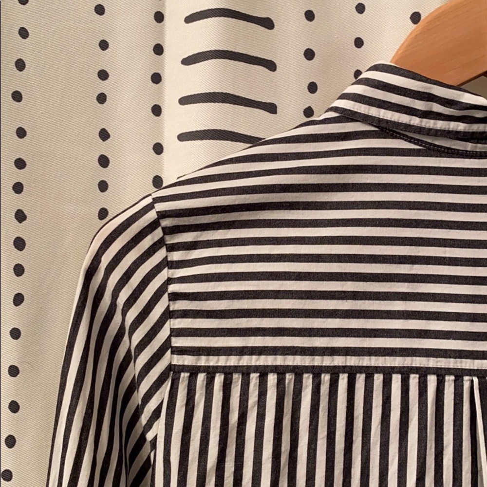 100% Cotton Button Down - Picture 5 of 7